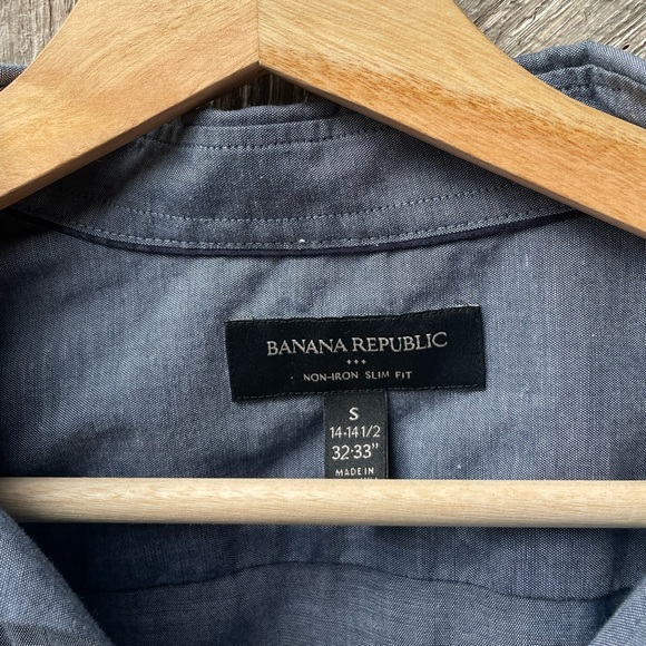 Banana Republic Dress Shirt - Picture 3 of 5